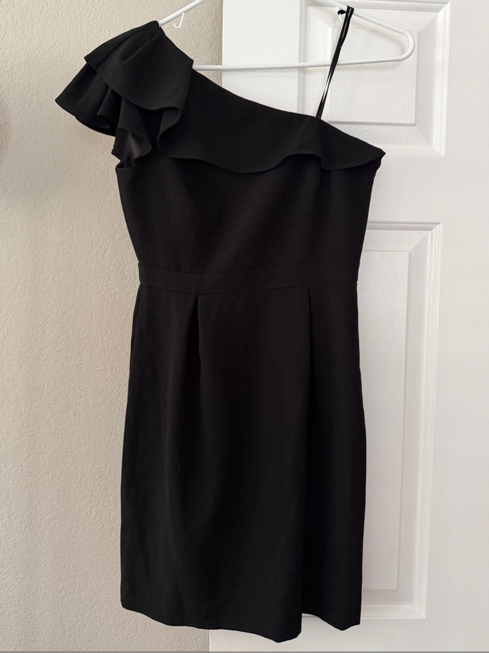 Max & Cleo Black One-Shoulder Ruffle Cocktail Dress